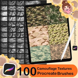 Puede incluir: Un producto de arte digital con 100 texturas de camuflaje para pinceles Procreate. La imagen muestra una tableta que muestra varios patrones de camuflaje en tonos de verde, marrón y beige, junto con un lápiz óptico. El texto dice "Camouflage Textures Procreate Brushes".