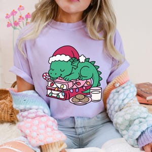 Bookish Christmas t-shirt png design