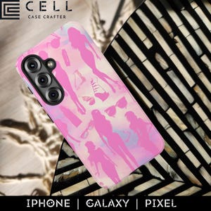 Peut inclure: Coque de téléphone rose avec un motif répété de silhouettes de femmes, de lunettes de soleil et de talons hauts. La coque a une finition brillante. Le texte "IPHONE | GALAXY | PIXEL" est en bas. Conçu pour un smartphone.