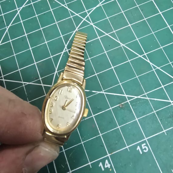 Vintage timex watch works great
