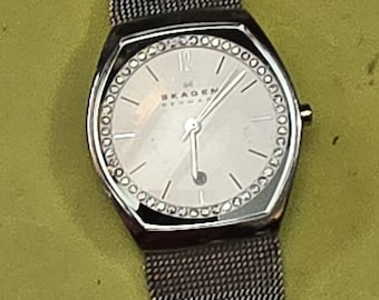 Vintage women's watch skagen model SKW2049