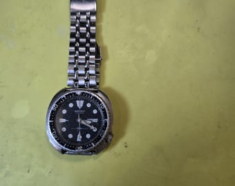 Rare seiko turtle watch model 6309-7049 divers watch