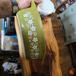 Vintage Pyrex two and a half quart dish 045 no lid