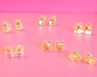 Pendientes de capibara adorables, estilo kawaii, hechos a mano en resina. Joyería de capibara. Regalo encantador para ella. Se venden individualmente.