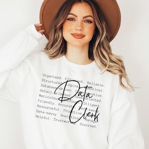 Parole di "Data Clerk" in formato PNG in formato SVG, regalo per "Data Clerk", sublimazione, design per maglietta "Data Clerk", download immediato, "Data Clerk" in formato PNG in formato SVG per la scuola