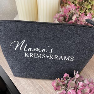 Kosmetiktasche aus Filz, Mama‘s Krimskrams, Kulturtasche personalisierbar, Schminktasche Geschenk für Mama‘s, Ostergeschenk Frauen