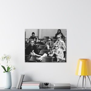 Sex and the City Canvas Art - Black and White Iconic Photo of Carrie, Charlotte, Miranda  Samantha - Cozy Room Decor Gift - for her