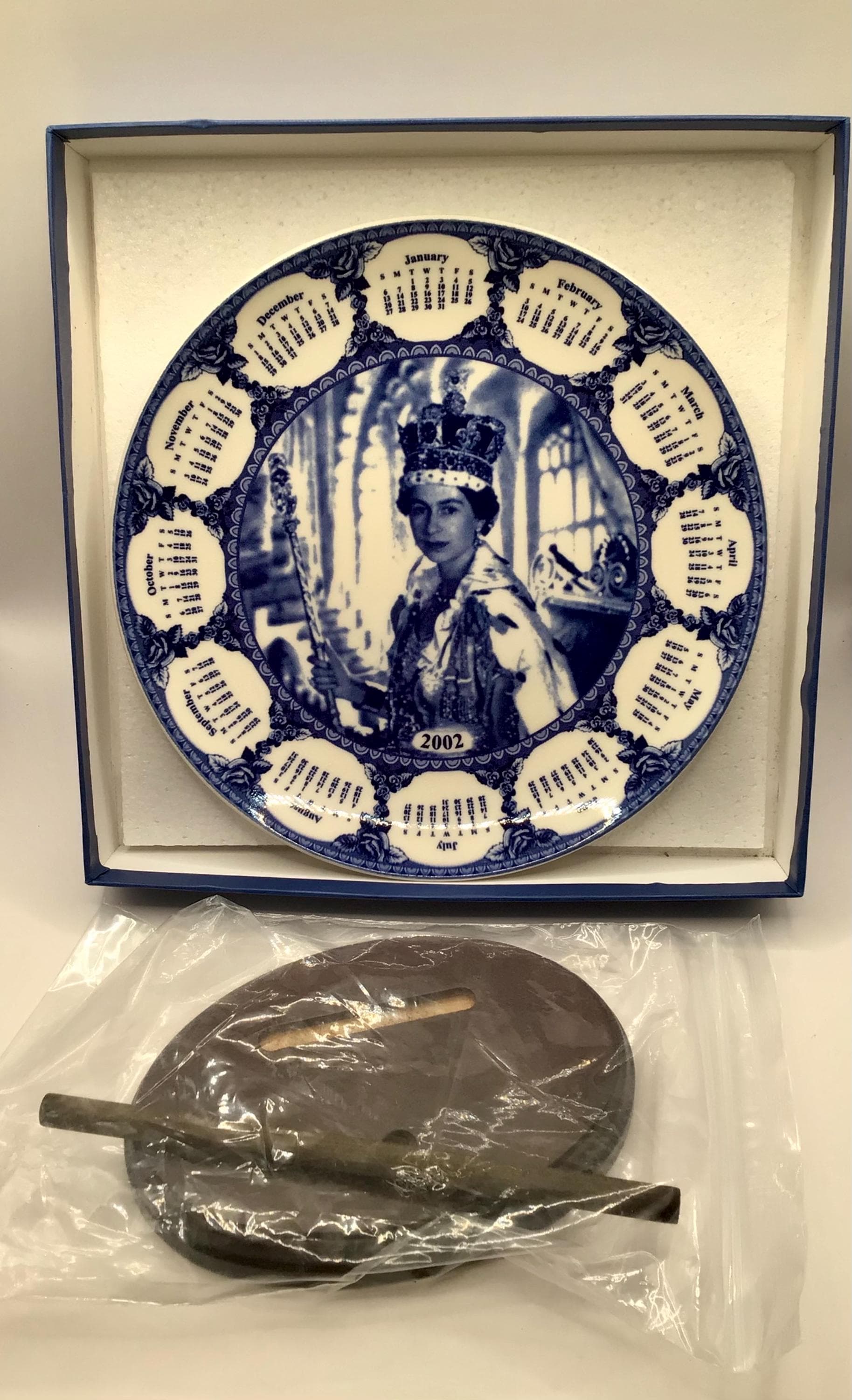2002 Calendar Plate - Etsy