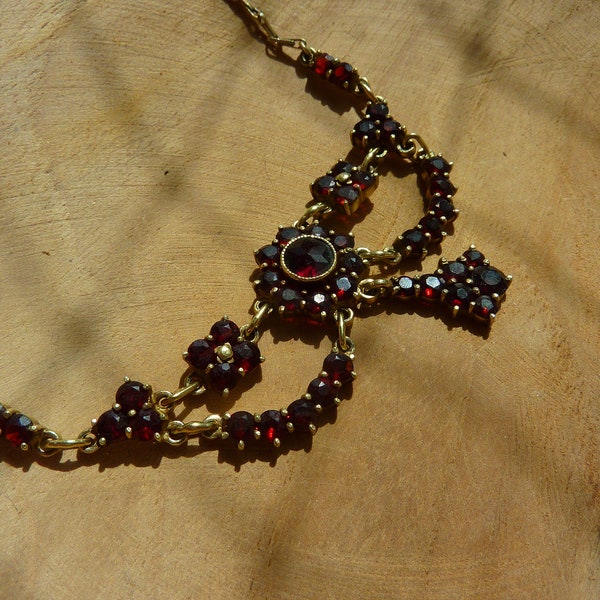 Fantastic garnet necklace made of 835 silver, gold-plated, with Bohemian garnets, a beautiful gift for all occasions