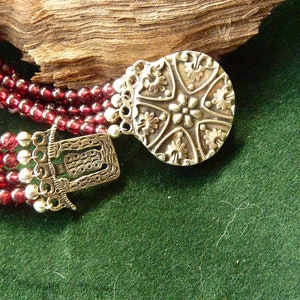 Collier goitre, collier goitre traditionnel avec fermoir grenat et argent, plaqué or, 5 rangs image 6