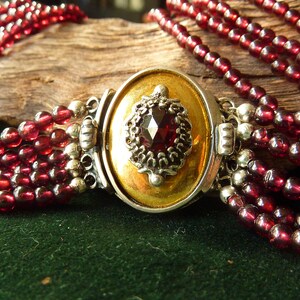 Collier goitre, collier goitre traditionnel avec fermoir grenat et argent, plaqué or, 5 rangs image 5