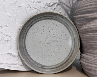 Beautiful Studio Pottery Tactile Speckled Ecru Plate