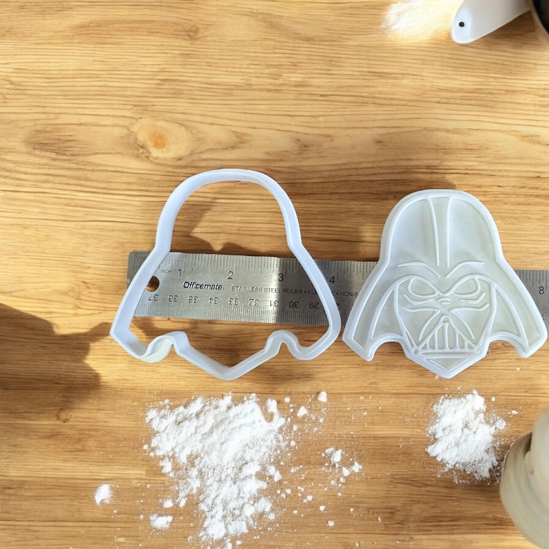 Star Wars Themed Cookie Cutters - Jedi-Worthy Collection for Galactic Parties