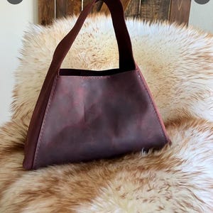 Leather Bag Pattern: DIY Small Hobo Purse Sewing Template (PDF Pattern) image 9