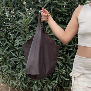 Leather Slouchy Bag Pattern: DIY Everyday Big Tote Bag with Pouch (PDF Instructions) image 4