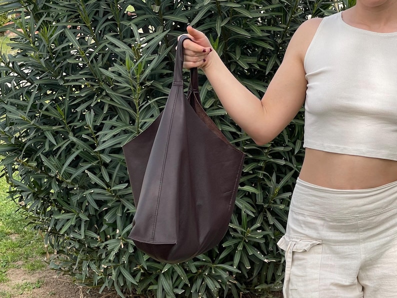 Leather Slouchy Bag Pattern: DIY Everyday Big Tote Bag with Pouch (PDF Instructions) image 4