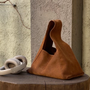 Leather Bag Pattern: DIY Small Hobo Purse Sewing Template (PDF Pattern) image 4