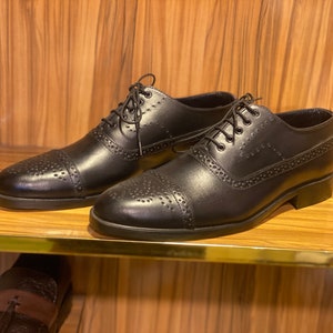 Handmade genuine leather lace up oxford brogue cap toe shoes Men, leather sole shoes, formal office wedding party casual dress leather shoes