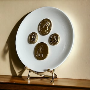 Decorative Plate With Intaglio, Ancient Art Beige Decor Plate, Intaglio Art Plaster