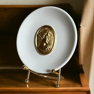 Decorative Plate With Intaglio, Rome Colosseum Roma Flavian Amphitheater Ancient Art Beige Decor Plate, Intaglio Art Plaster