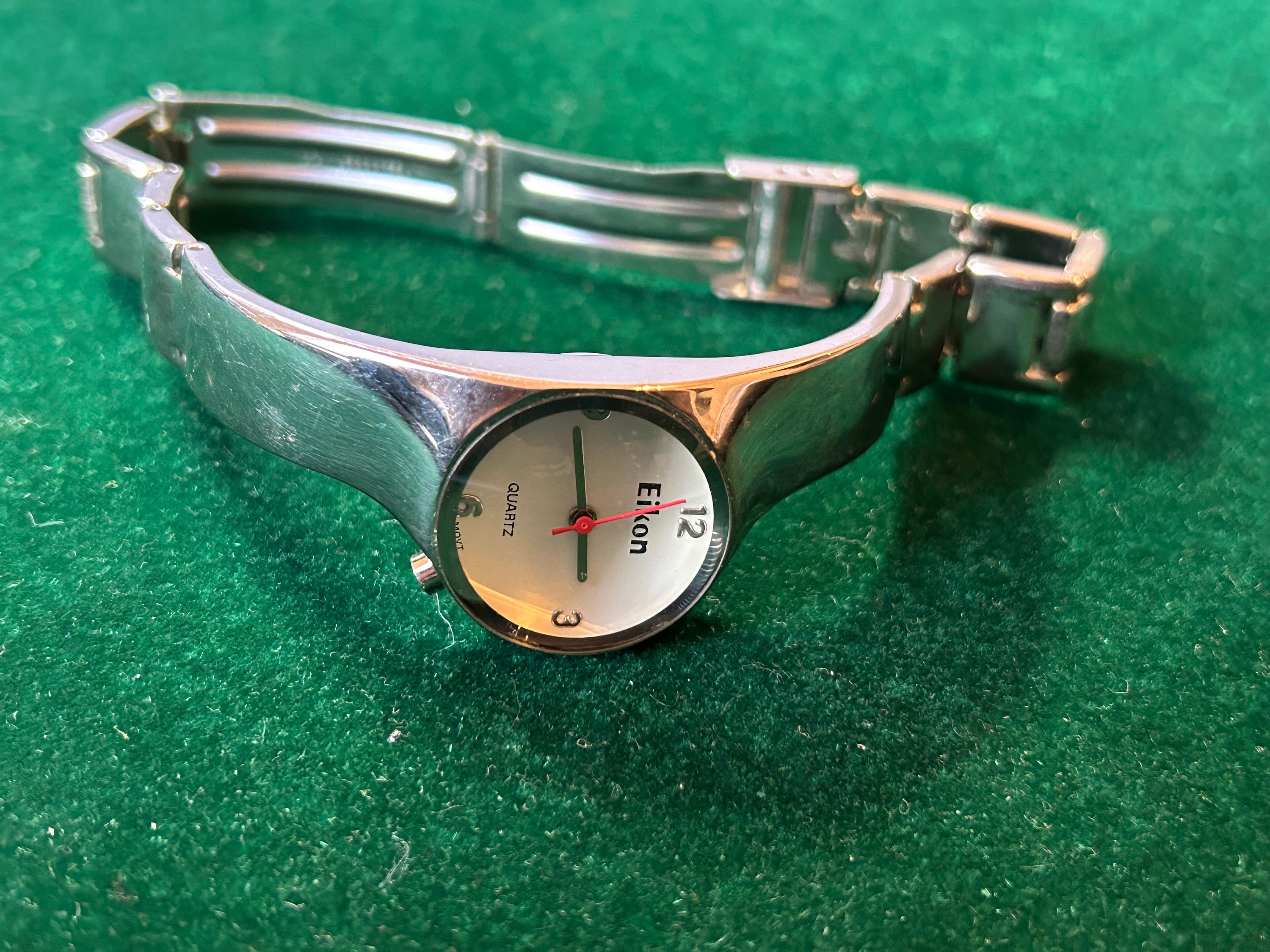 Montre a quartz Eikon pour femme Etsy France