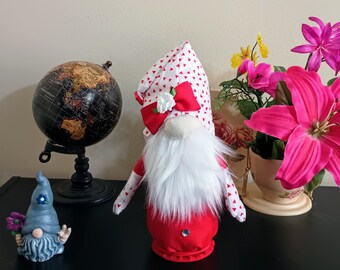 Red Bow Gnome: Handmade Holiday Decor (10" H)