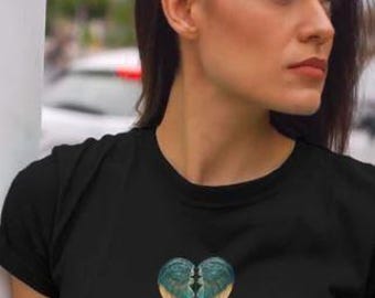 Women's organic cotton surf t-shirt - "Surf in the heart" - heart wave t-shirt - boho beach style - ethical surfer gift