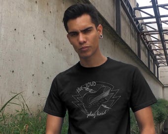 "Live Loud" organic cotton unisex t-shirt – Vintage rock graphics – Eco-friendly GOTS – XS to 3XL