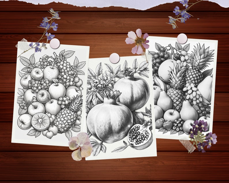 Peut inclure: Trois dessins au crayon noir et blanc de fruits. Le premier dessin montre une vari&eacute;t&eacute; de pommes, de poires et d'ananas. Le deuxi&egrave;me dessin montre deux grenades et une graine de grenade. Le troisi&egrave;me dessin montre une vari&eacute;t&eacute; de fruits, notamment des pommes, des poires, des raisins et des ananas.