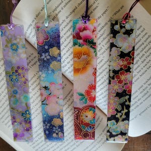 Kimono bookmark, Japanese bookmark, gift for book lovers, resin bookmark
