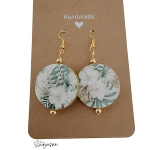 Boucles d'oreilles en bois et papier origami