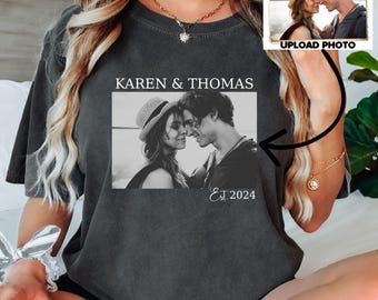 Camiseta personalizada con foto para pareja, camiseta con nombre personalizado para San Valentín, colores cómodos, regalo de aniversario para él y ella, camiseta para pareja de año estimado