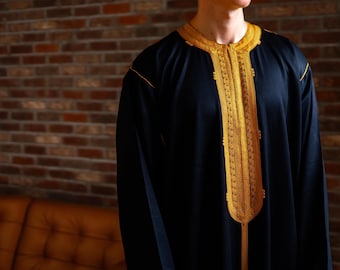 Spersonalizowany, ręcznie robiony kaftan dla mężczyzn. Marokański kaftan. Strój na wesele.