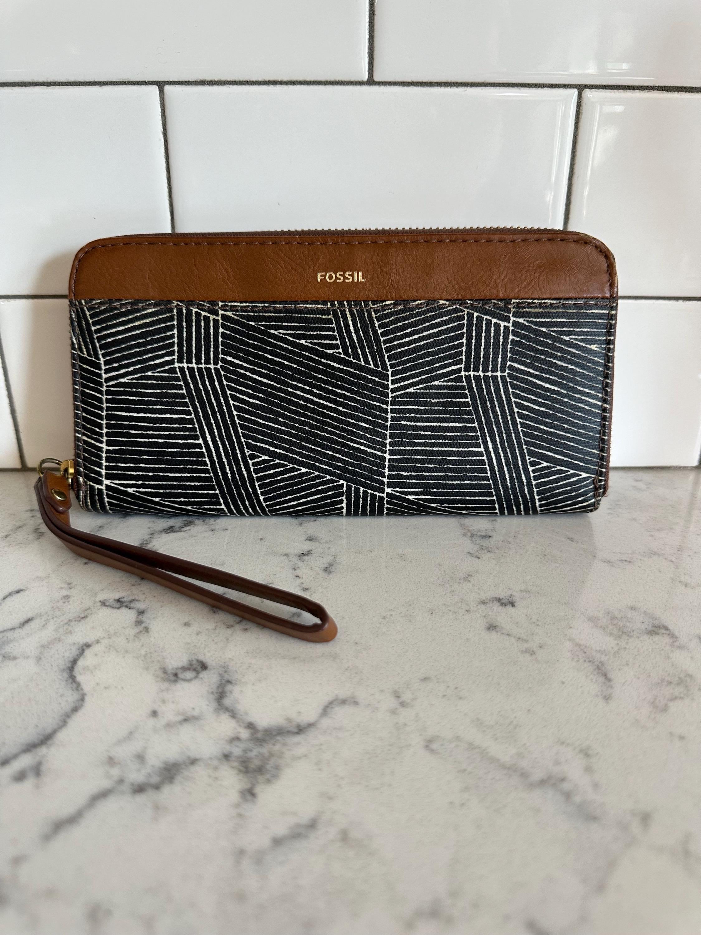 Fossil Zip Patterned Jori Clutch Wristlet Preowned