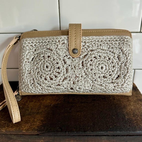 The Sak Iris Crossbody, Hand-crochet, Recycled Polypropylene Yarn
