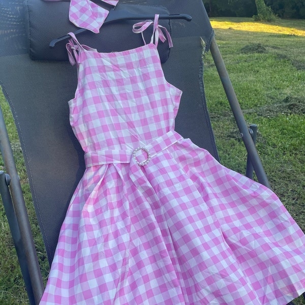 Chic Pink Plaid Cosplay Dress - Beach Barbie-Inspired Outfit for Party & Play, Girls' Princess Costume