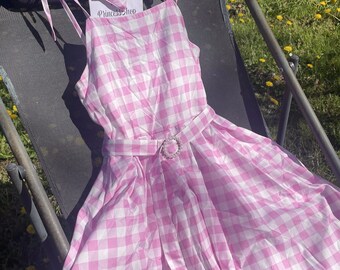 Chic Pink Plaid Cosplay Dress - Beach Barbie-Inspired Outfit for Party & Play, Girls' Princess Costume