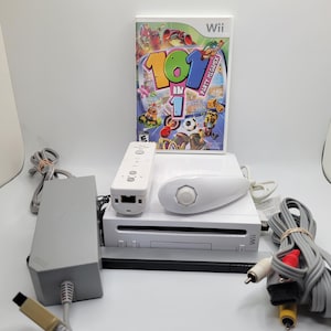 任天堂 Wii ホワイト（Wiiリモコン1個、ヌンチャク1個、101 in 1 パーティーメガミックス付属） | テスト済み | すぐにプレイ可能 | ゲームキューブ下位互換