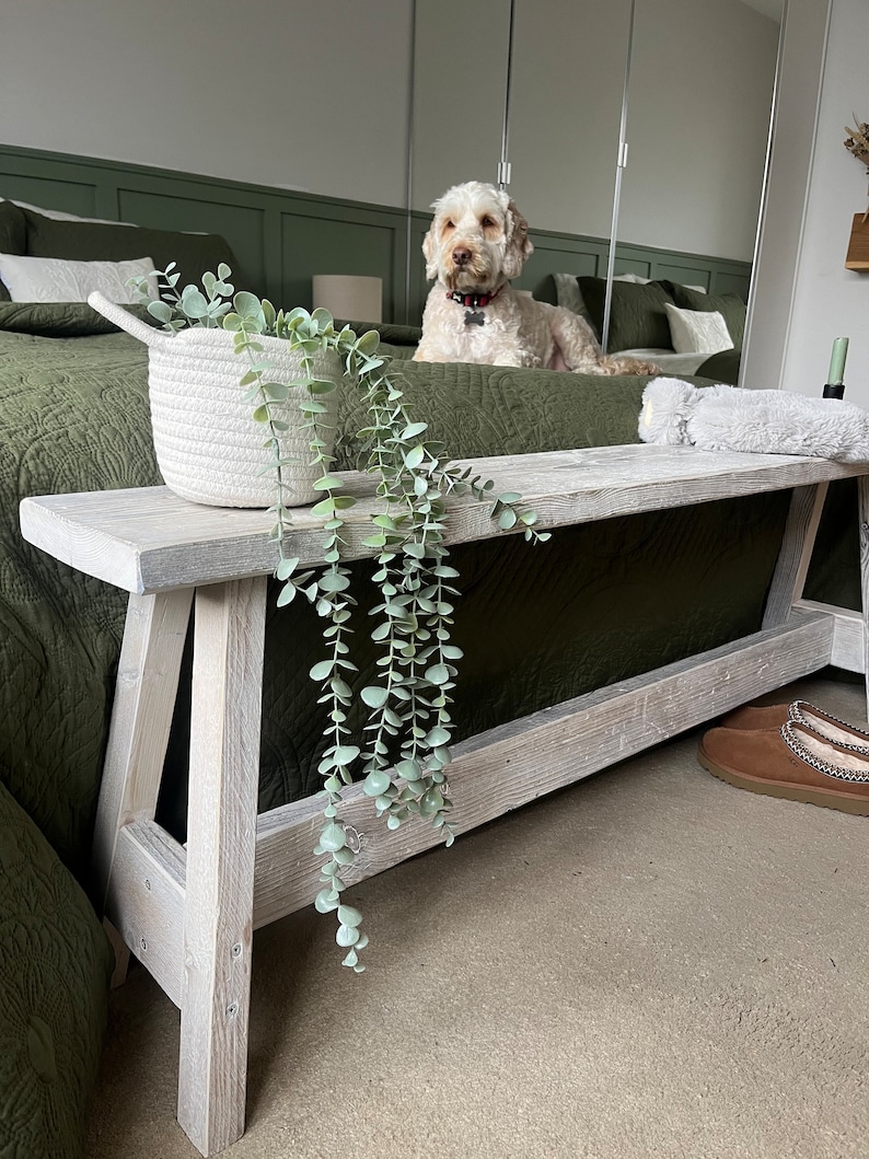 Handmade Reclaimed Wood End of Bed Bench: Rustic Scaffold Board afbeelding 5