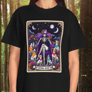 Tarot Karte Shirt, emotionale Unterstützung Hunde Shirt, Halloween Shirt, Tarot T-Shirt, Halloween T-Shirt, Frauen Shirt, Tarot Hund Shirt, trendiges T-Shirt, Hunde-T-Shirt