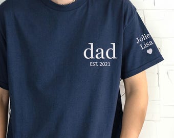 Papa Shirt - Süßes Vatertagsgeschenk - Benutzerdefinierte Kindernamen auf der Hülse - Weihnachtsgeschenk für Papa - Neues Papa Shirt - Benutzerdefiniertes Papa Est Shirt