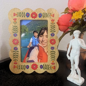 Hand painted 4&quot; x 6&quot; Floral  Wooden Frame
