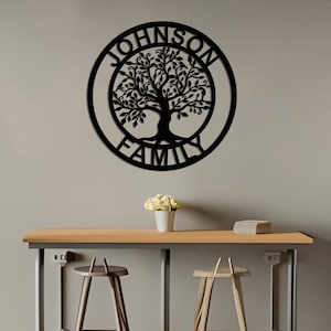 Personalized Custom Family Tree - Tree of Life Metal Wall Art - Family Name Sign - Perfect for Indoor and Outdoor Spaces - Wall Sign