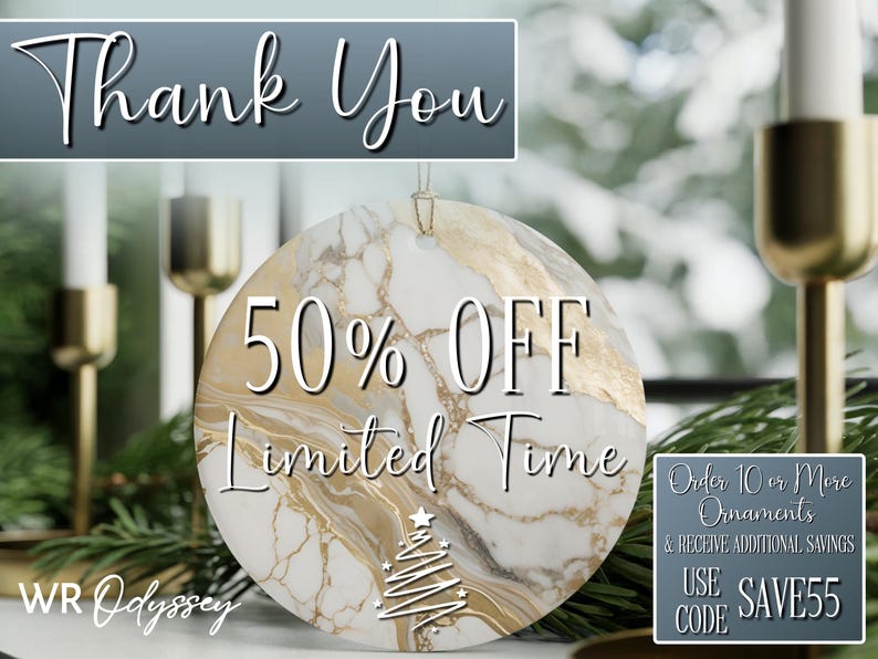 K&ouml;nnte beinhalten: Runder Weihnachtsschmuck mit einem Marmormuster in Wei&szlig; und Gold. Der Schmuck tr&auml;gt den Text "50% OFF Limited Time" und "Thank You". Ein Weihnachtsbaum-Design ist ebenfalls sichtbar.