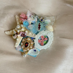 Ocean-Themed Fridge Magnet – Handmade Beach Decor with Seashells, Pearls & Starfish – Unique Coastal Gift Idea