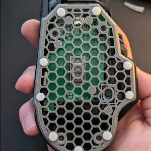 STL-Datei: G502 SuperLightgeschwindigkeit Wabenstruktur (-20g)