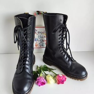 Dr martens 14 eye 1914 black england vintage boots UK6 EU39 US8