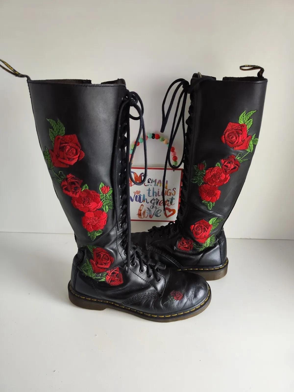 dr martens black rose