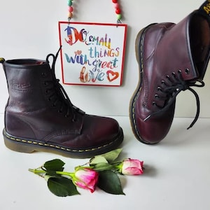Dr martens 1460 pascal red burgundy 8 hole leather ankle boots UK5 EU38 US7