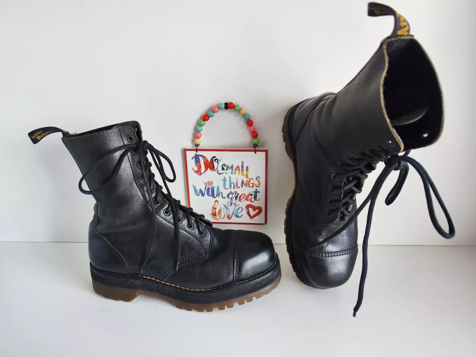 Dr Martens 1940 10 Eye Vintage England Platform Metal Toe Boots